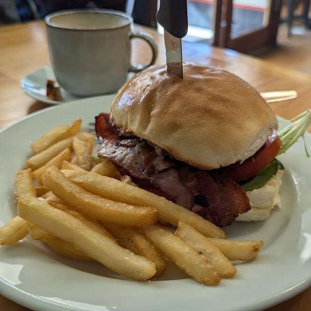 Butcher Burger & Chips