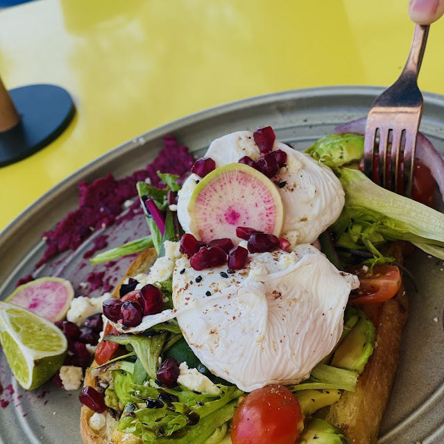 Smashed Avocado Toast with Poached Eggs
