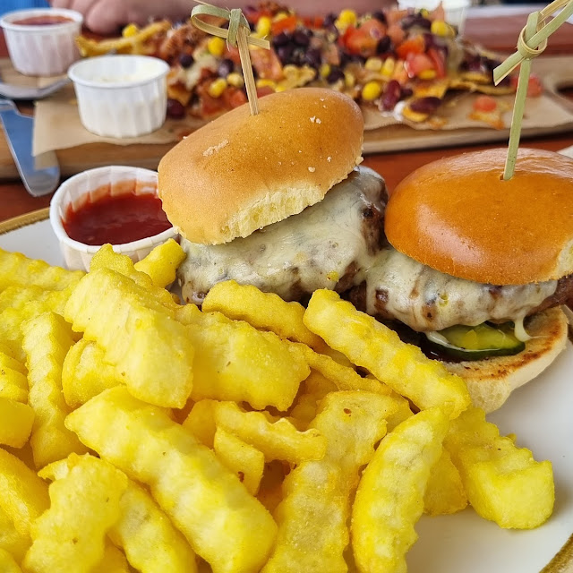 Duo of Sliders