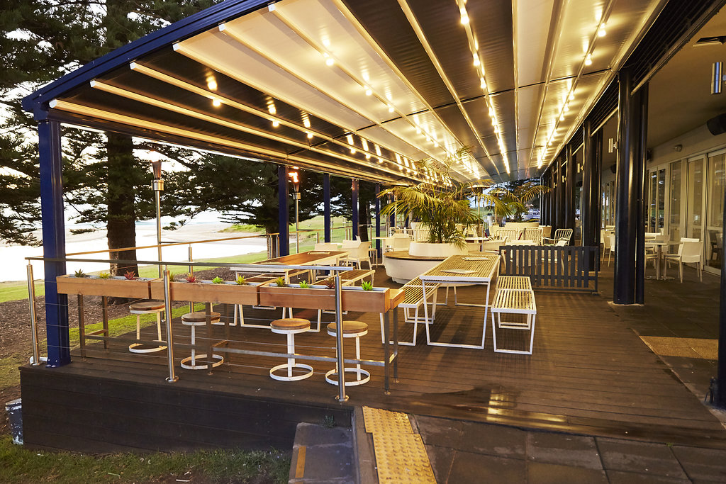 Lagoon Deck Bar
