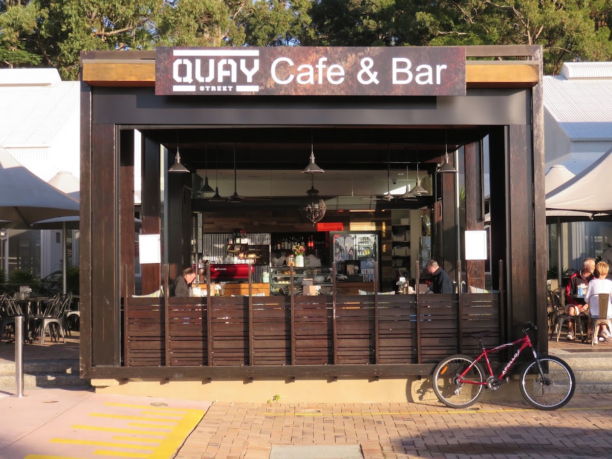 Quay Street Bar & Cafe