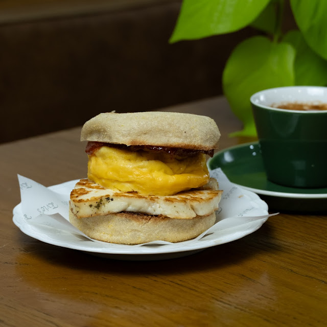 Bacon and Egg Roll