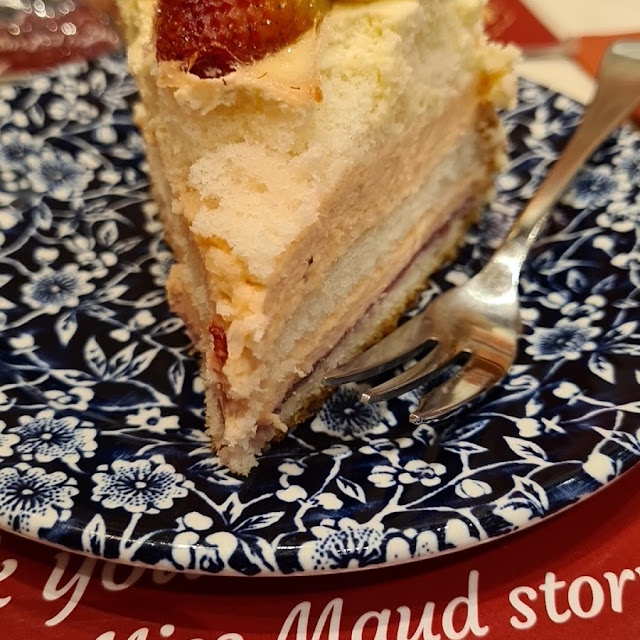 Lunch Cake Special